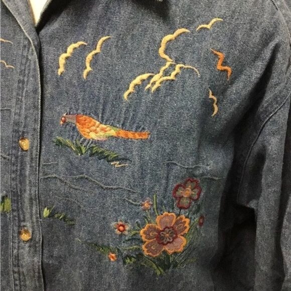 Bushwacker Vintage Women’s Long Sleeve Button Down Denim Embroidered Shirt - Picture 4 of 9